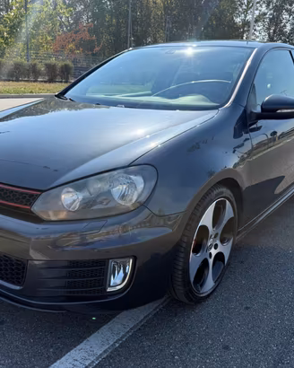 Volkswagen Golf GTI 2.0 TSI 3p.