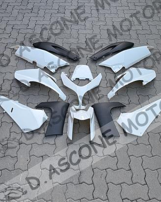 CARENE IN O-F-F-E-R-T-A TMAX 08-11 BIANCO LUCIDO E