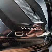 Faro anteriore sinistro Maserati Grandturismo