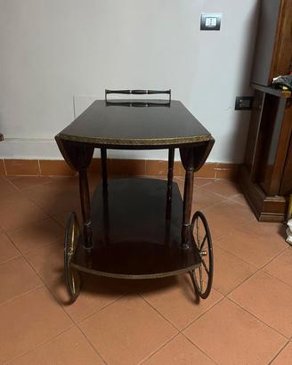 tavolo con rotelle espandibile