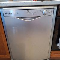 lavastoviglie indesit