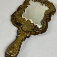 Specchio a majo antichissimo.