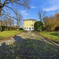 VILLA SINGOLA A CORREGGIO