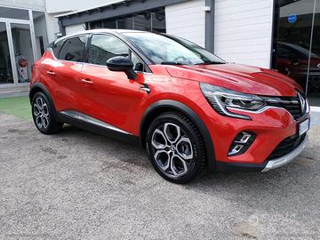 RENAULT Captur Hybrid E-Tech 145 CV Intens