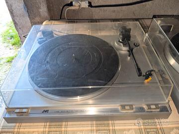 Kenwood KD-40 R / JVC L A10