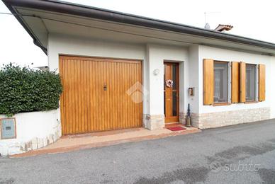 VILLA A SCHIERA A BASSANO DEL GRAPPA