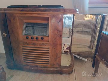 Mobile bar con giradischi anni 60, in radica