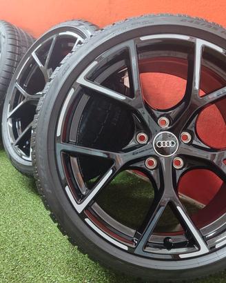 Cerchi Audi RS3 Gomme Invern 265 30 19 - 245 35 19