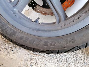 pneumatici scooter downtown 300