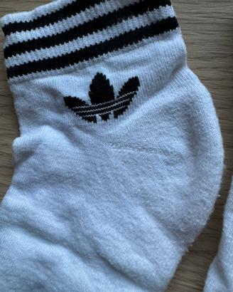 Calzini corti Adidas nuove 40-42