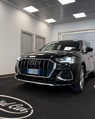 Audi Q3 35 TDI quattro Business Advanced