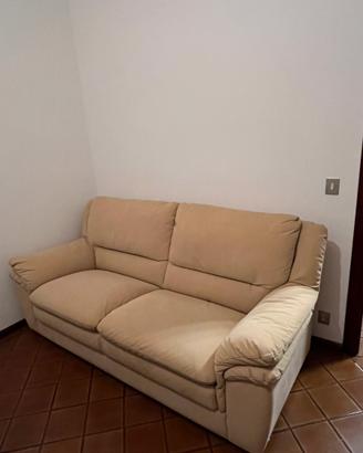 Divano in alcantara