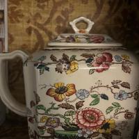 Teiera con 6 tazze complete