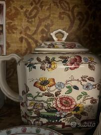 Teiera con 6 tazze complete