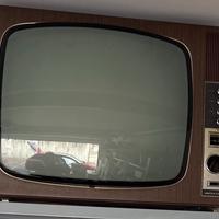 TV a tubo catodico vintage