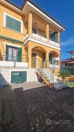Appartamento di 85 m² con 3 locali a Cave