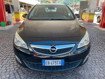 Opel Astra 1.7 CDTI 125CV 5 porte Cosmo