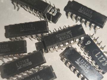 Lotto Integrati L123CB SGS-Thomson (Equivalente LM