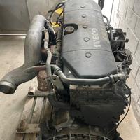 Coperchio punterie motore iveco cursor 8