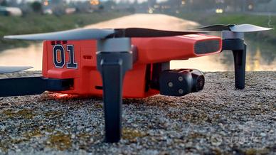 Drone fimi x8 mini arancione