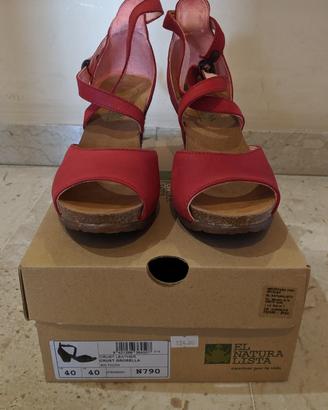 Sandali rossi da donna con tacco