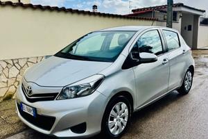 Toyota Yaris 1.0 5 porte Lounge