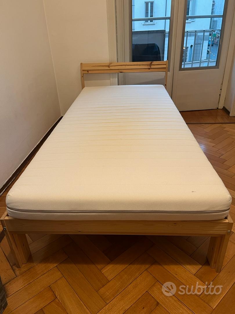 Letto singolo ikea + materasso - Arredamento e Casalinghi In vendita a  Milano