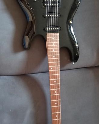 stupenda Ibanez Gió black pearl..pari al nuovo