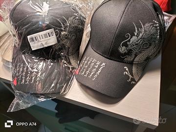 cappelli nuovi con aletta