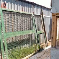 cancello a due ante battenti