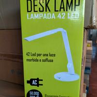 lampada a led da tavolo