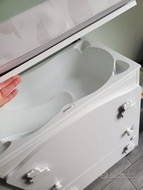 Fasciatoio con cassettiera