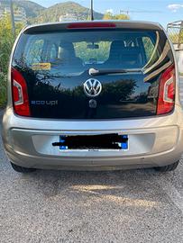 VOLKSWAGEN Up! Metano