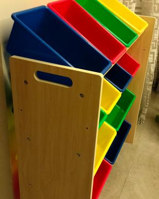 Scaffale porta giochi plastica e legno