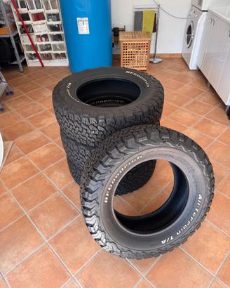 BFGoodrich All-Terrain KO2 265/65 R18 - 4 gomme