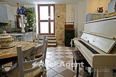 ELEGANTE CASA RUSTICA PROVENZALE