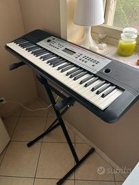 Yamaha YPT-260 61 tasti + supporto (pari al nuovo)