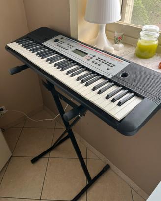 Yamaha YPT-260 61 tasti + supporto (pari al nuovo)