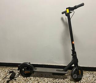 Monopattino elettrico Xiaomi Essential, usato poco