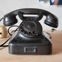 Telefono a cornetta vintage 