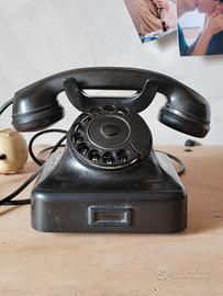 Telefono a cornetta vintage 