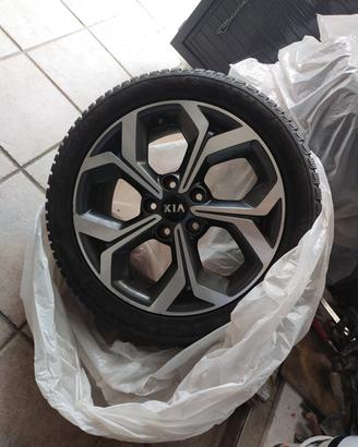 gomme e cerchi in lega  x Kia 