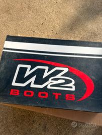 Abbigliamento moto - stivali da enduro.