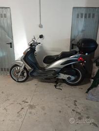 PIAGGIO BEVERLY 
