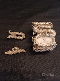 orologio : ROBERTO CAVALLI .