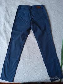 pantaloni blu chiaro