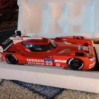 Autoart Nissan GT-R LM Nismo le Mans 2015 1/18