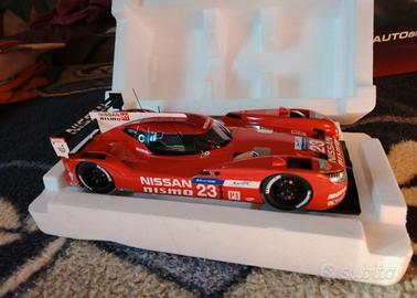 Autoart Nissan GT-R LM Nismo le Mans 2015 1/18