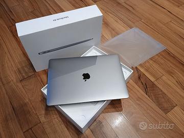 MacBook Air 13" Intel Core i3 2020 non funzionante
