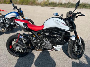 Ducati Monster 937